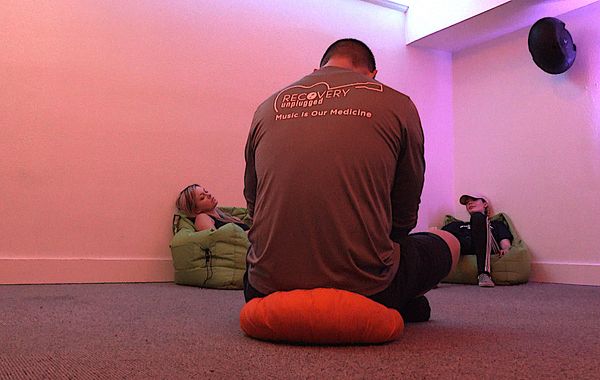 How Recovery Unplugged's Vibe Room is Revolutionizing Addiction Treatment