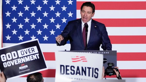 Ron DeSantis Ends His Struggling Presidential Bid Before New Hampshire and Endorses Donald Trump
