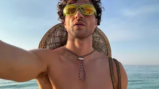 Mergim Shabani's Flex Takes Up the Entire City