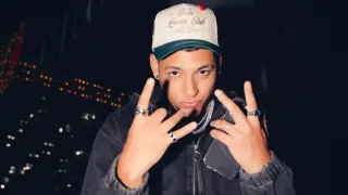 La Cruz On New Music, Queer Spaces, and Being "Everyone's Boyfriend"